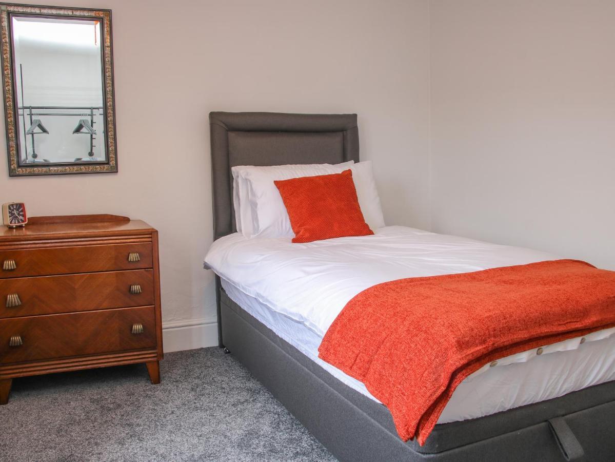 32 Church Hill Telford Dış mekan fotoğraf